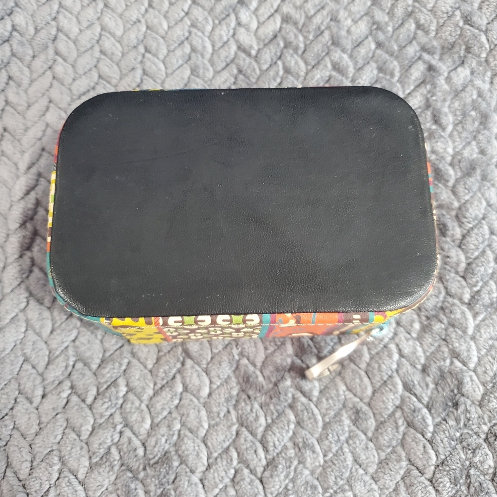 IUC Travel Jewelry Box - Picture 4 of 6